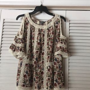 Cotton and lace top